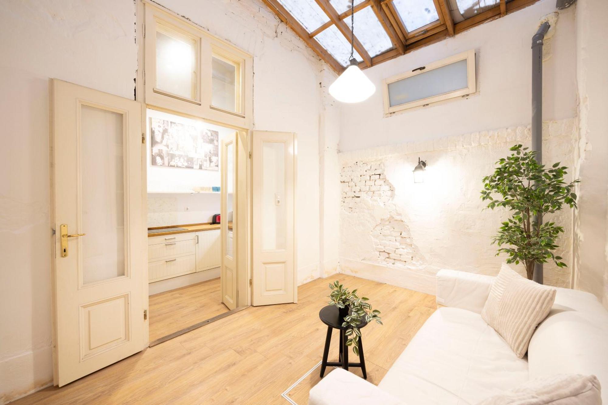 Cozy & Nostalgic Budapest Style Apartment In The Center Екстер'єр фото